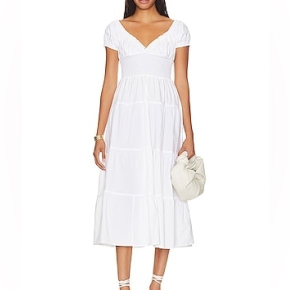 Astr Dresses & Skirts - ASTR the Label Women's Cinched Bust Dress
